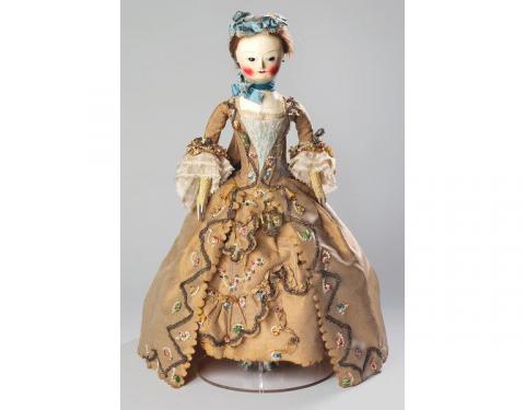 ‘Wooden doss with fashionable dress and accessories’, © V&A, T.90 to V-1980, 1755-1760.